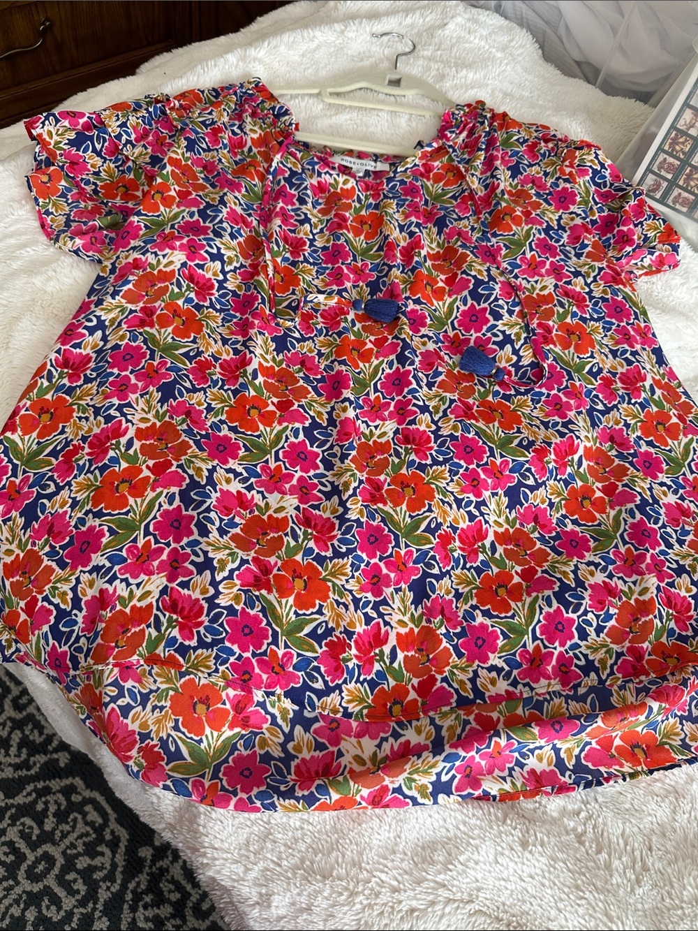 Rose & Olive Floral Tie-Neck Short Sleeve Blouse - Pink & Navy